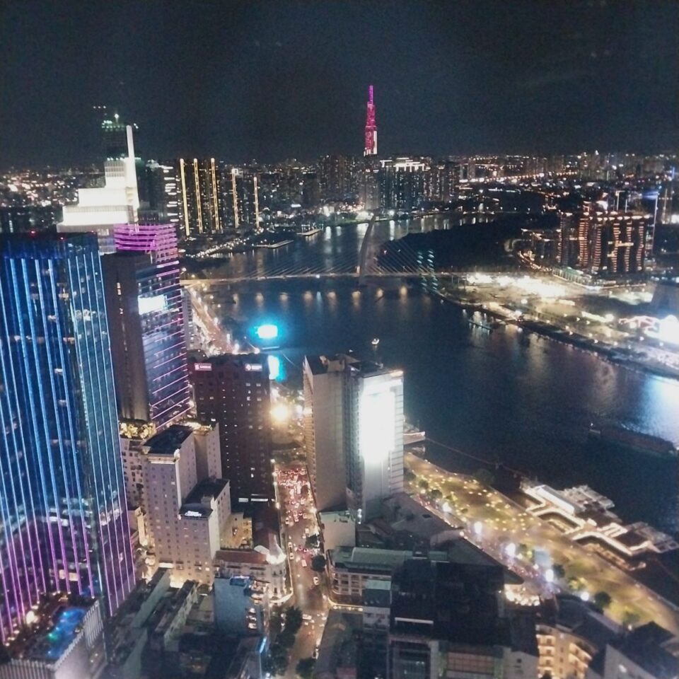 Bitexco Financal Tower 『空へsorae』からの夜景